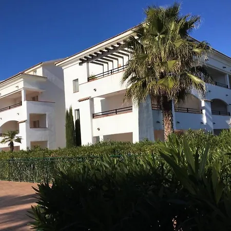 Spacieux Avec Vue Sur La Mer A 150 M² Piscine Апартаменты *